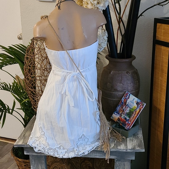 SUMMER BEAUTIFUL WHITE LACE MINI STRAPLESS 3 DRESS - Picture 15 of 16